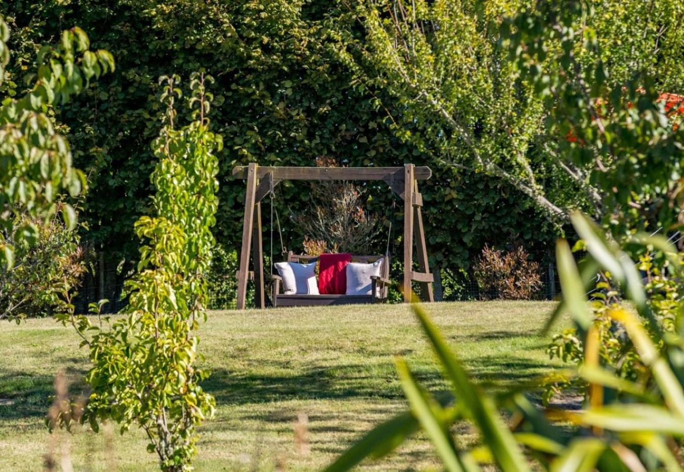 Mountviews Lodge Taupo Zewnętrze zdjęcie