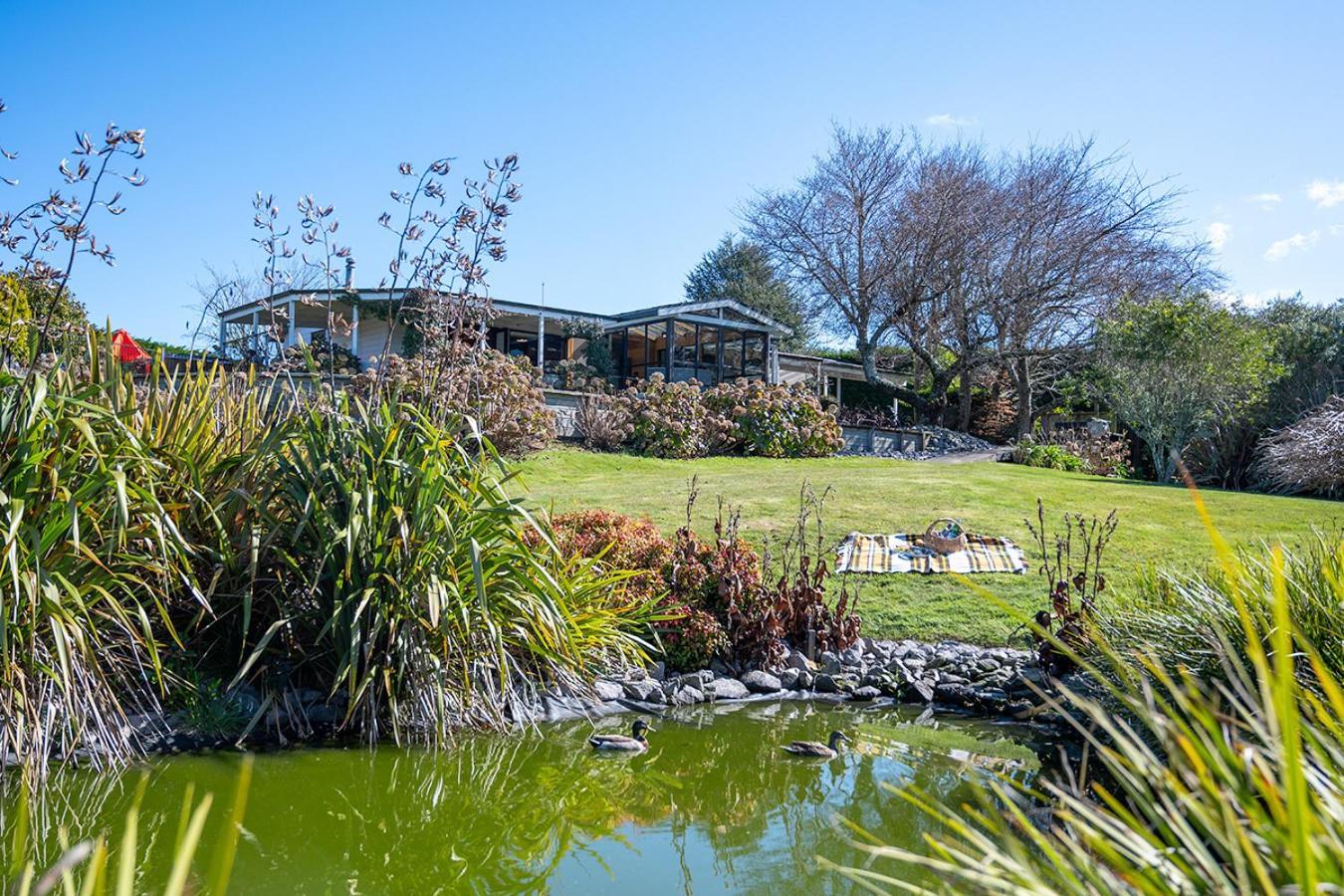 Mountviews Lodge Taupo Zewnętrze zdjęcie